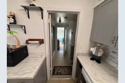 262 Walter Avenue, Frostproof, FL 33843 - Photo 17