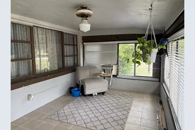 262 Walter Avenue, Frostproof, FL 33843 - Photo 3