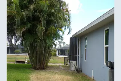 1077 Rotonda Circle, Rotonda West, FL 33947 - Photo 21