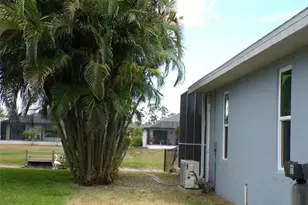 1077 Rotonda Cir, Rotonda West, FL 33947 - Photo 21