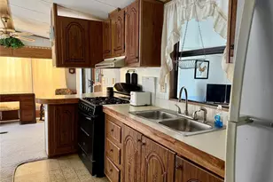 7360 International Cir, Lake Wales, FL 33898 - Photo 9