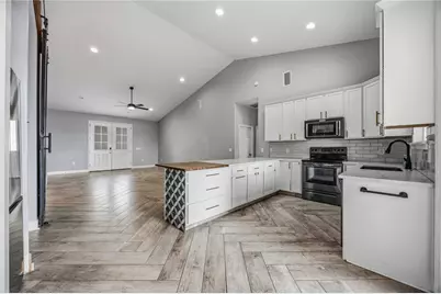 1027 Campbell Avenue, Lake Wales, FL 33853 - Photo 11