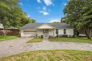 1027 Campbell Ave, Lake Wales, FL 33853 - Photo 1