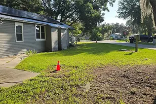 318 Chesney Blvd, Frostproof, FL 33843 - Photo 7