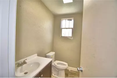 221 N Scenic Highway, Frostproof, FL 33843 - Photo 15