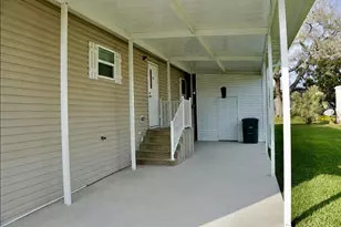 56 Manor Dr, Fort Pierce, FL 34982 - Photo 17