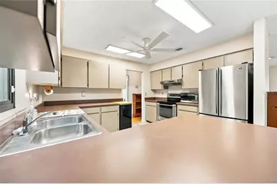 3520 White Oak Court, Lake Wales, FL 33898 - Photo 11