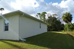 2871 Armenia Rd, North Port, FL 34286 - Photo 37