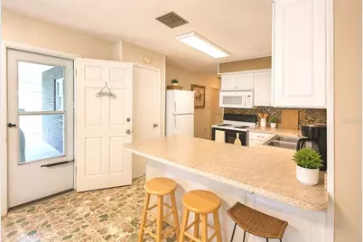214 N Lake Reedy Boulevard, Frostproof, FL 33843 - Photo 13