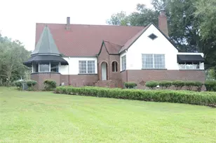 706 S Lakeshore Blvd, Lake Wales, FL 33853 - Photo 1