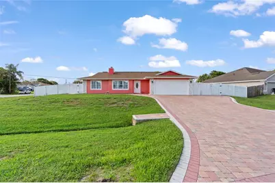 402 SW Seaflower Terrace, Port Saint Lucie, FL 34984 - Photo 1