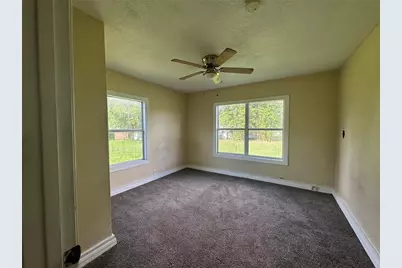 4 Lakeview Avenue, Frostproof, FL 33843 - Photo 15