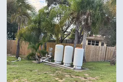 636 N Crooked Lake Drive, Babson Park, FL 33827 - Photo 5