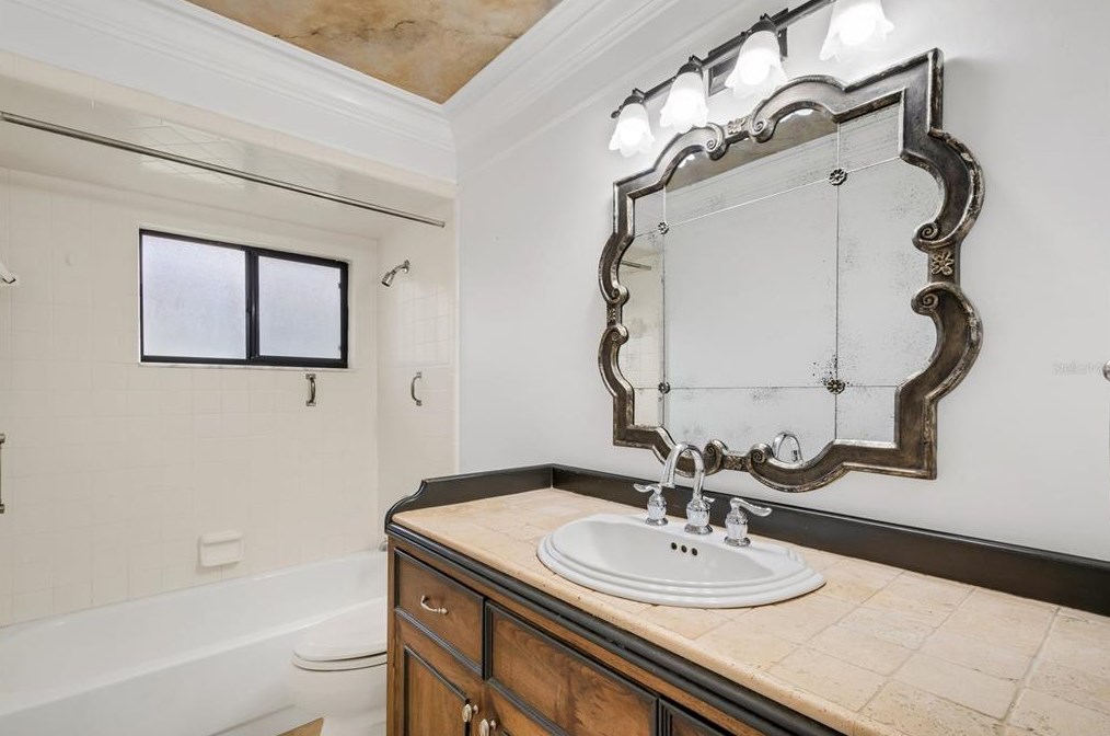 1007 Rolling Woods Ln, Lakeland FL 33813-1253 exterior