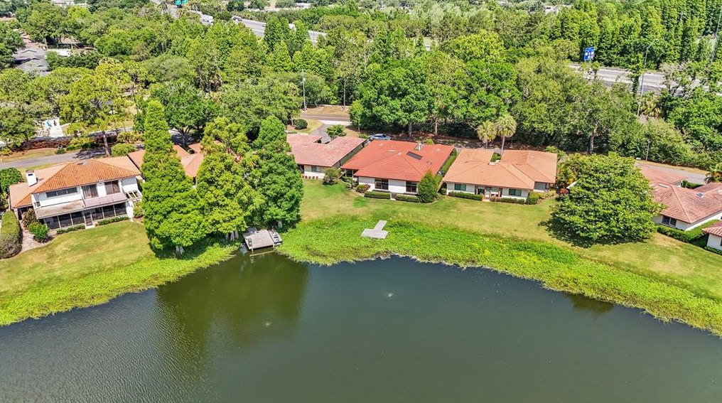 1007 Rolling Woods Ln, Lakeland FL 33813-1253 exterior