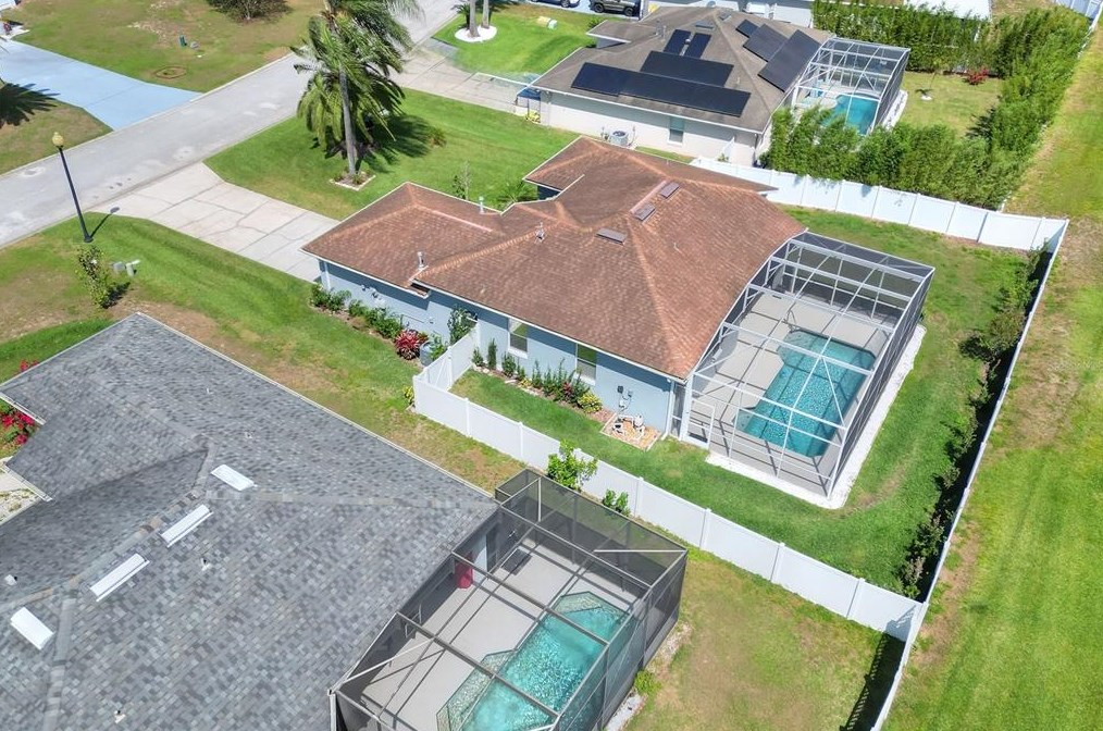 207 Westwind Dr, Davenport FL  33896-6611 exterior