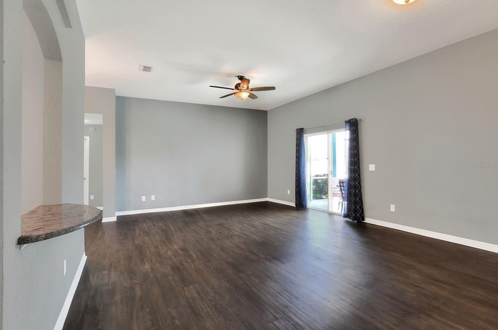 207 Westwind Dr, Davenport FL  33896-6611 exterior