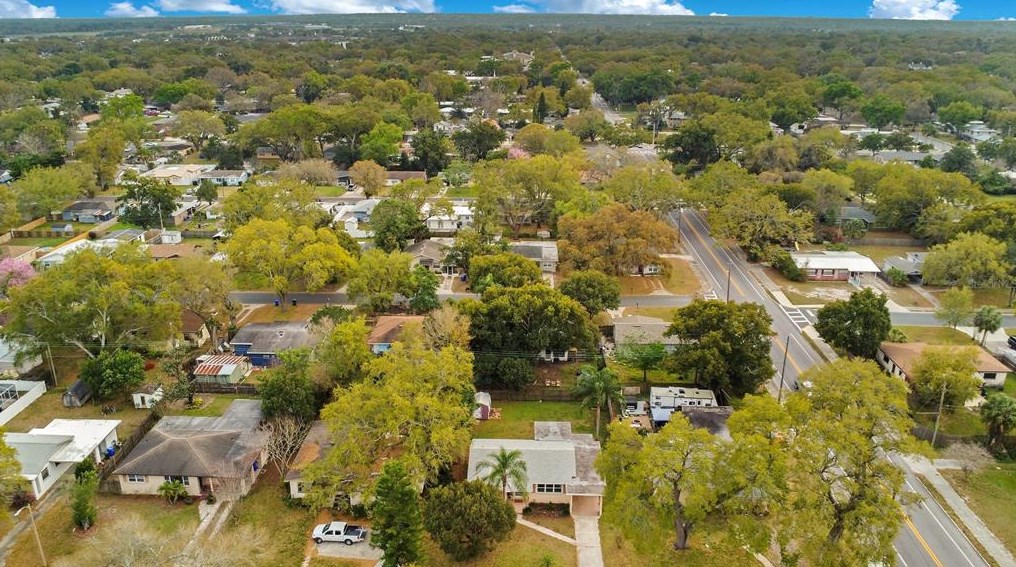 1609 Skinner St, Lakeland FL  33801-5963 exterior