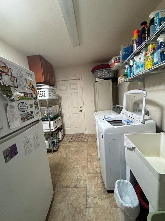 408 Crystal Lk St, Orlando FL 32806-4522 exterior