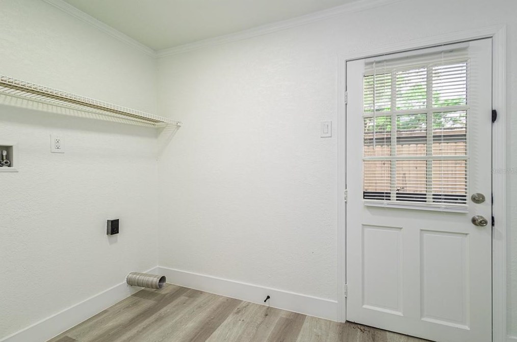 508 Broxburn Ave, Tampa FL 33617-7824 exterior