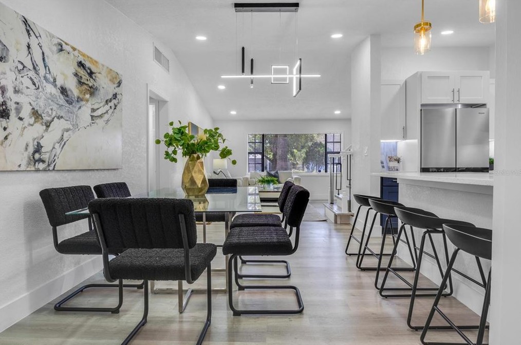 508 Broxburn Ave, Tampa FL 33617-7824 exterior