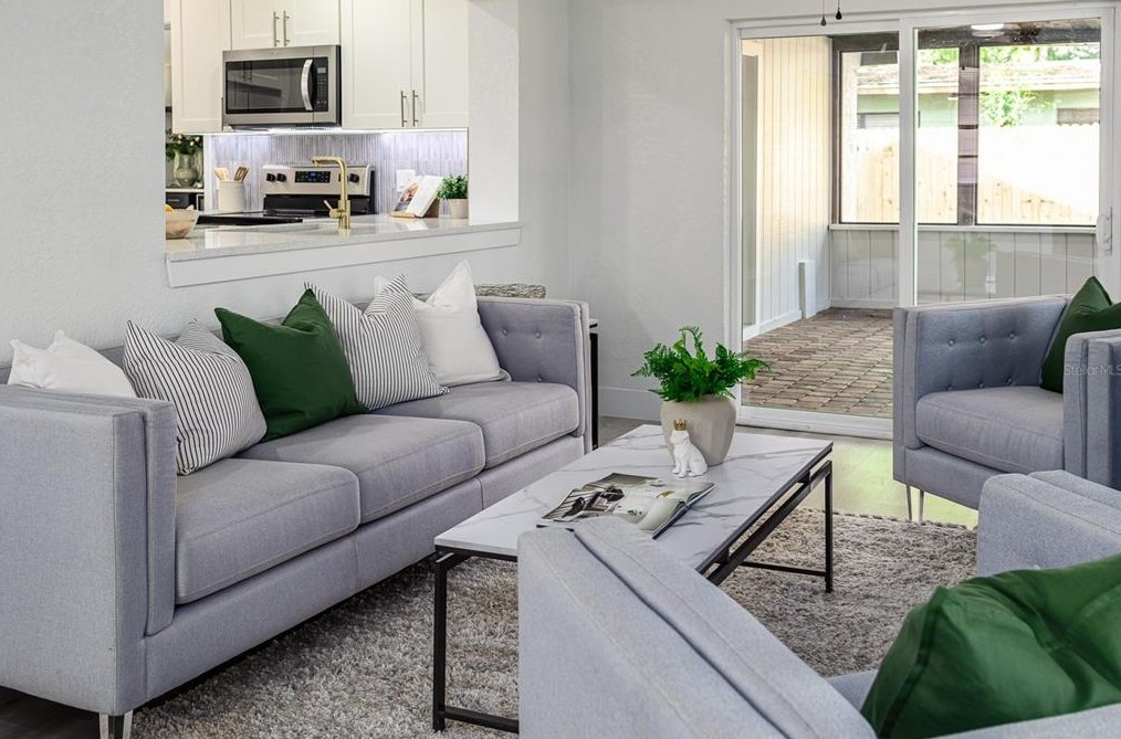 508 Broxburn Ave, Tampa FL 33617-7824 exterior