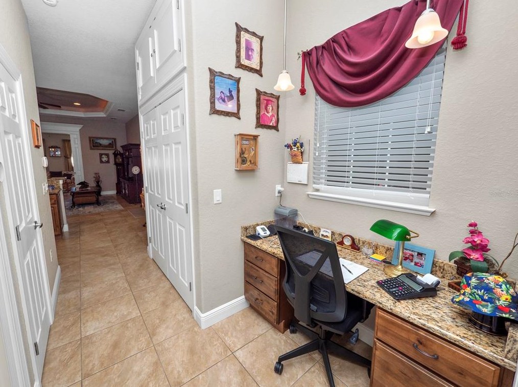 345 Motorcoach Dr, Polk City FL  33868-5132 exterior