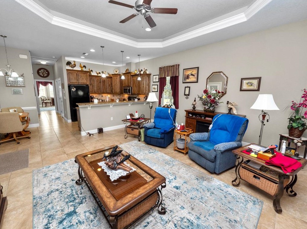 345 Motorcoach Dr, Polk City FL  33868-5132 exterior