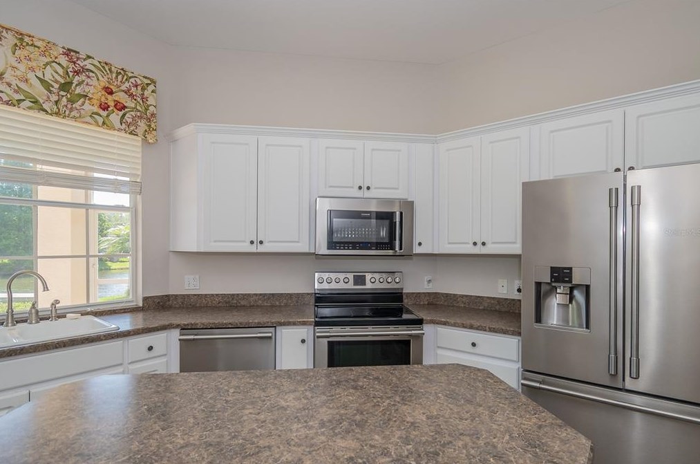 2928 Shoal Creek Village Dr, Lakeland FL  33803-5402 exterior