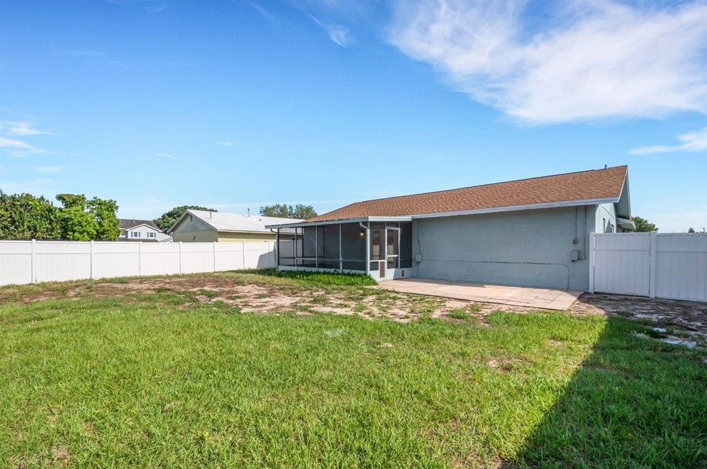 480 Daisy Way, Winter Haven FL  33884-2612 exterior