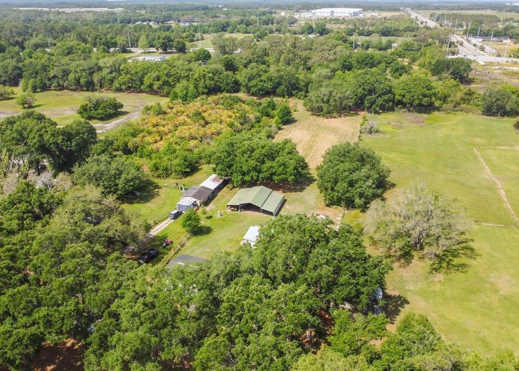 601 Honeyfarm Ln, Auburndale FL  33823-8306 exterior