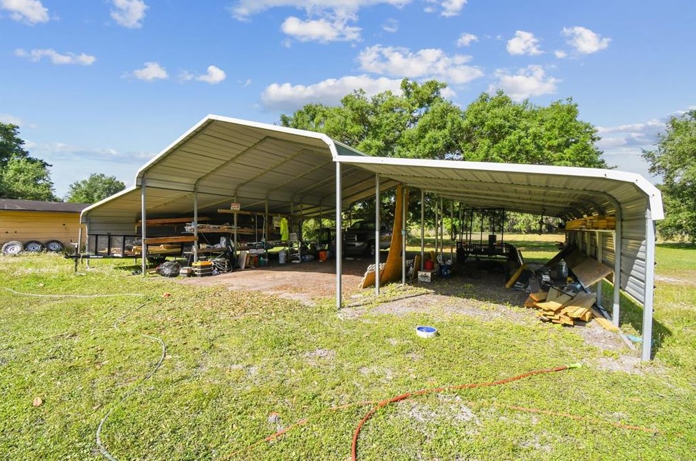 601 Honeyfarm Ln, Auburndale FL  33823-8306 exterior