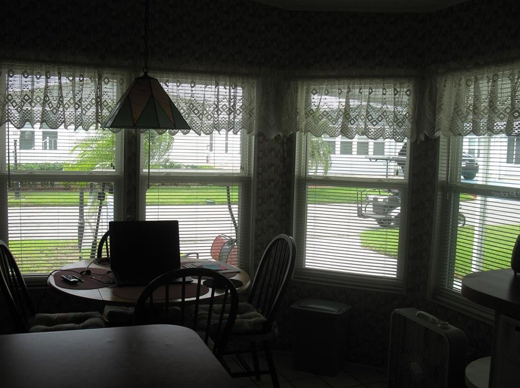 203 York Cottage Dr, Grenelefe FL 33844-6211 exterior