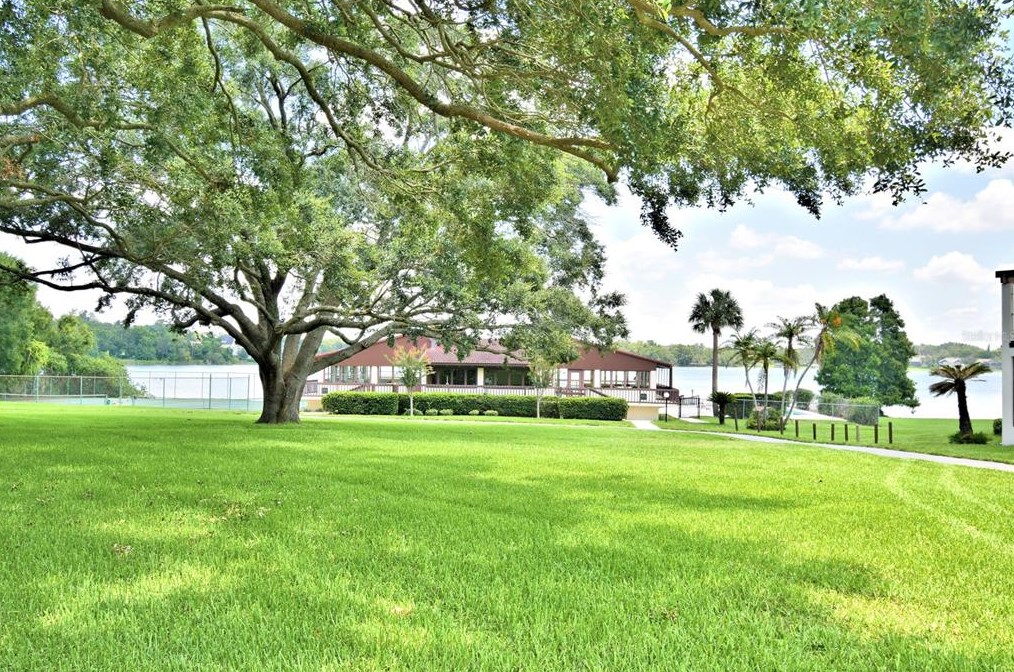 5 El Recodo, Lakeland FL  33813-2807 exterior