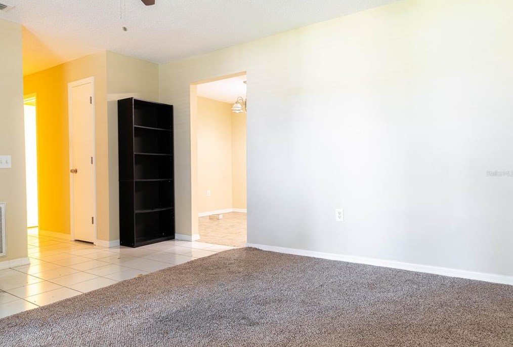 2354 Timbercreek Loop, Lakeland FL  33805-8576 exterior