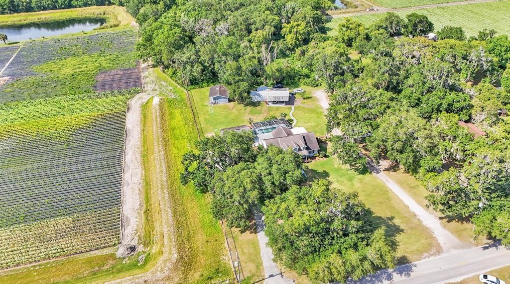 408 Holloway Rd, Plant City FL  33567-2608 exterior