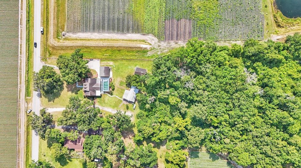 408 Holloway Rd, Plant City FL  33567-2608 exterior