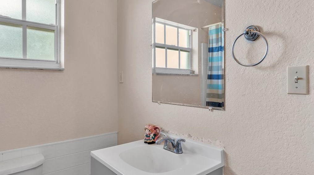 408 Holloway Rd, Plant City FL  33567-2608 exterior