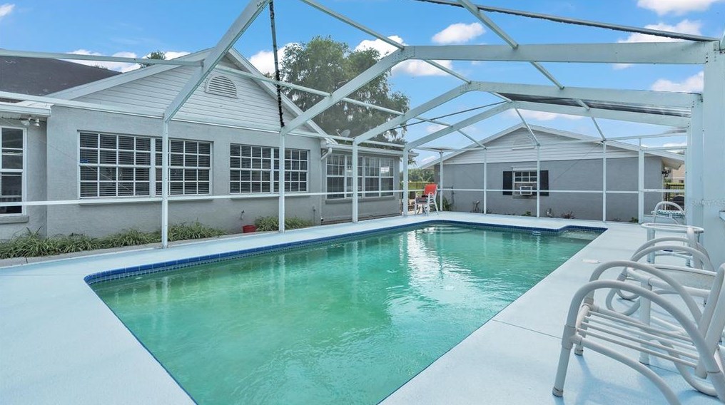 408 Holloway Rd, Plant City FL  33567-2608 exterior