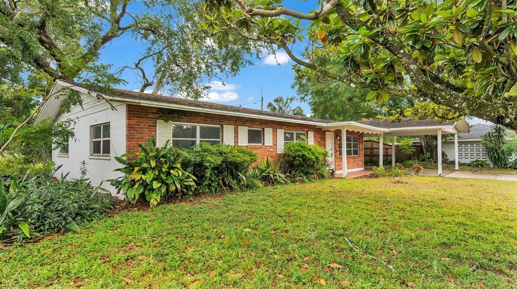1726 Petersburg Ave, Lakeland FL  33803-2539 exterior