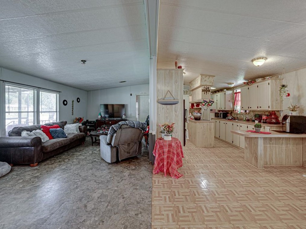 265 Waterview Dr, Polk City FL  33868-8924 exterior