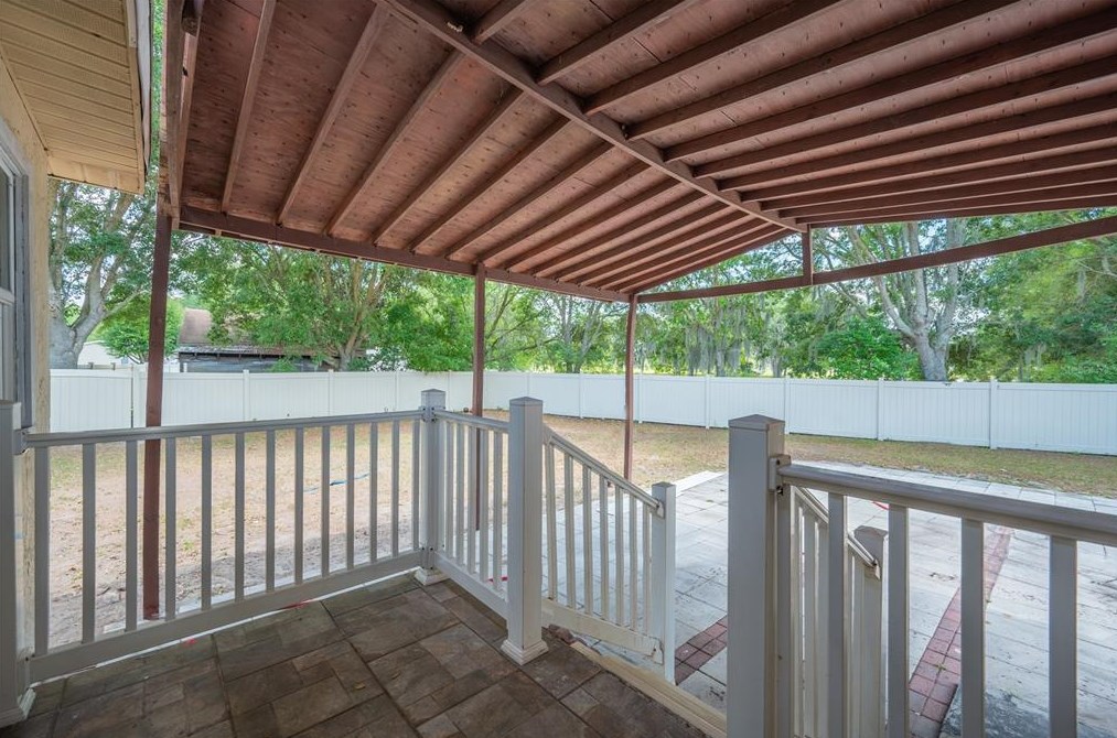 312 Burbank Ave, Lakeland FL  33801-2411 exterior