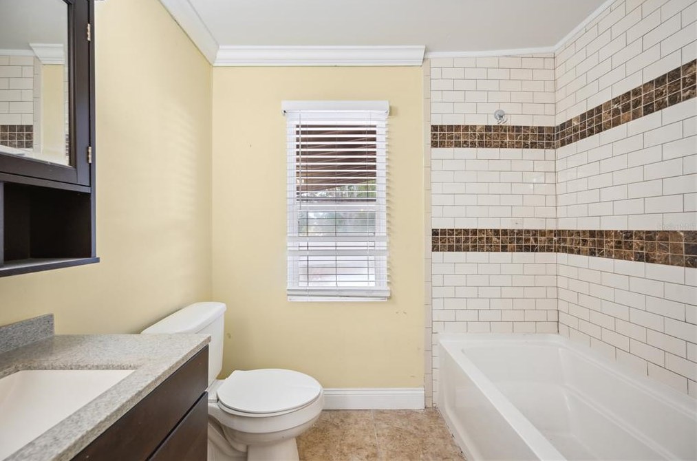 312 Burbank Ave, Lakeland FL  33801-2411 exterior