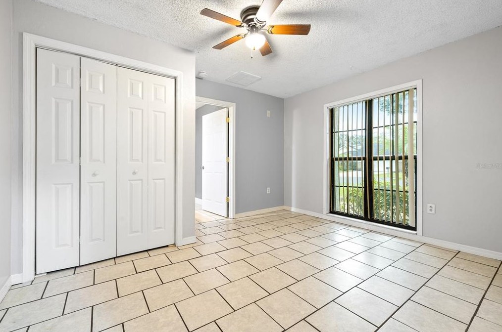 6105 Frk Ct, Lakeland FL 33809-1433 exterior