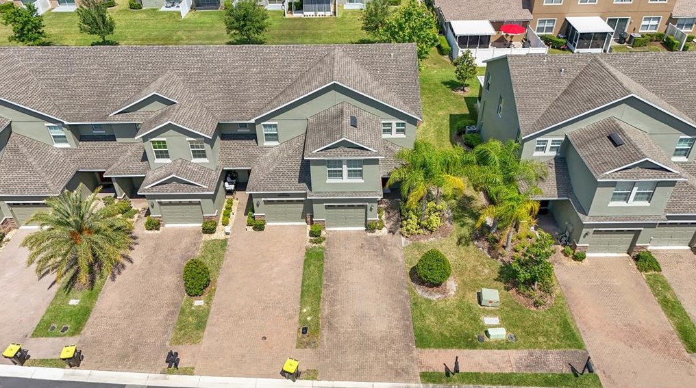 6398 Torrington Cir, Lakeland FL  33811-1837 exterior