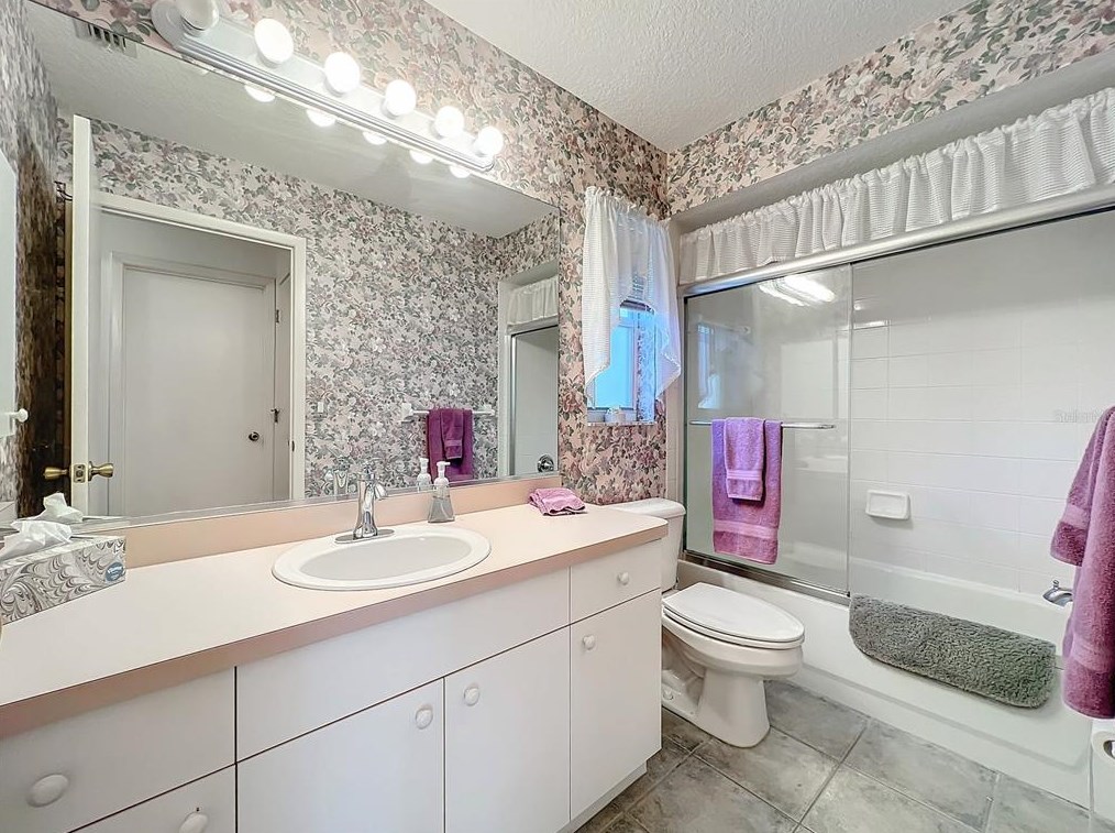 4907 21 St Ct, Bradenton FL  34208-2933 exterior