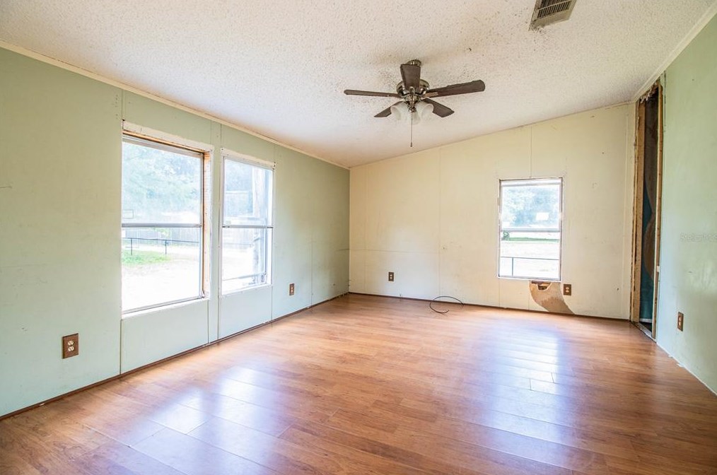 6417 Glen Meadow Dr, Lakeland FL  33810-5850 exterior