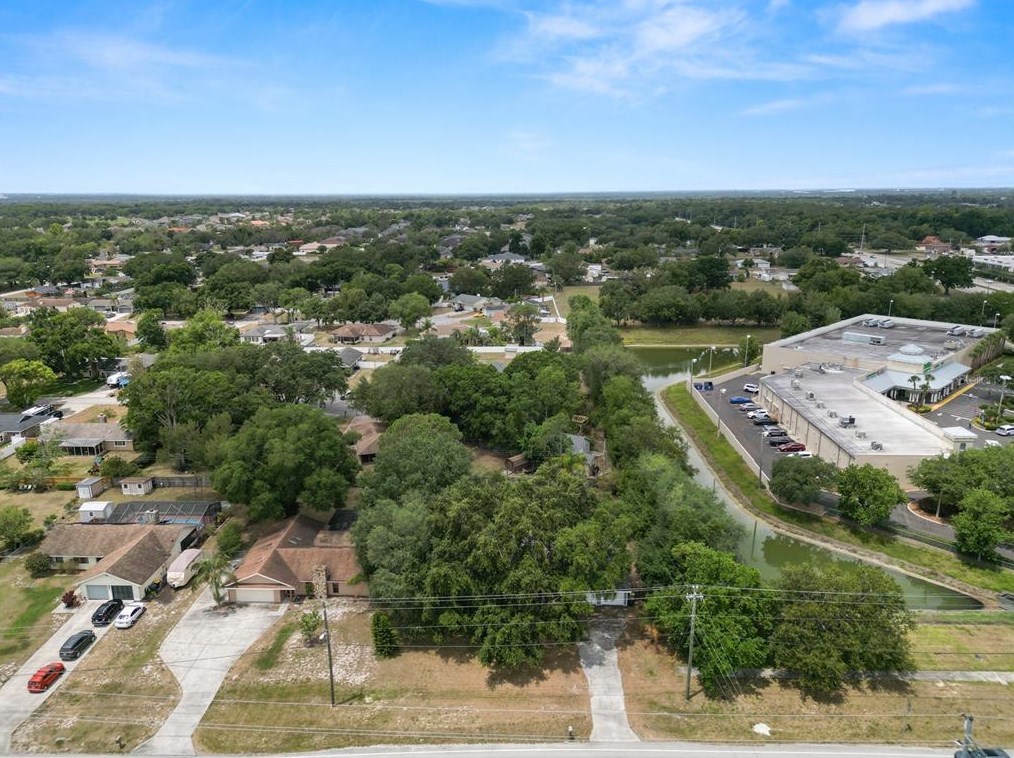 6303 Lakeland Highlands Rd, Lakeland FL  33813-3813 exterior