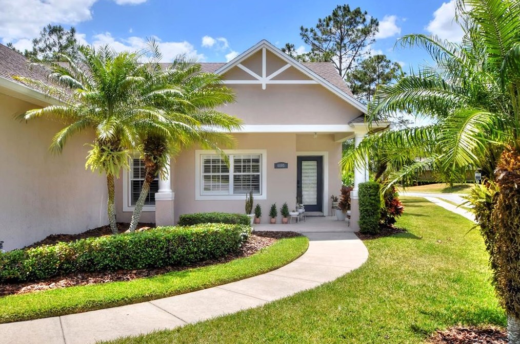 6805 Lake Eaglebrooke Dr, Lakeland FL  33813-5667 exterior