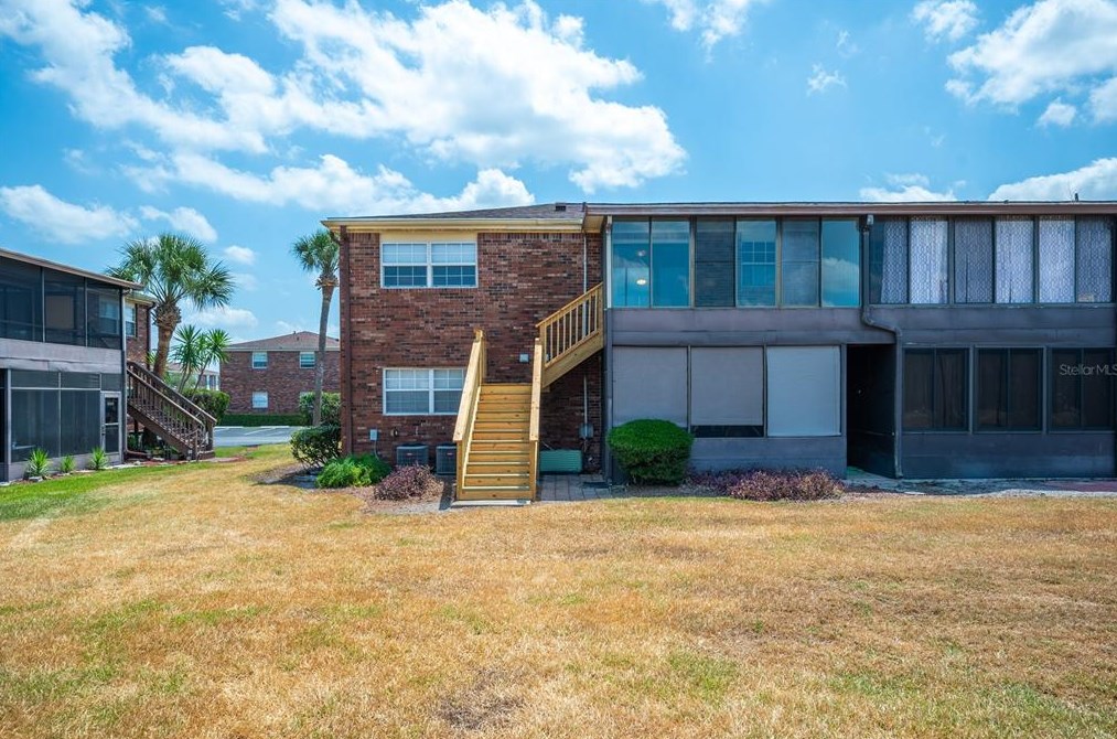 1920 Edgewood Dr, Lakeland FL 33803-3469 exterior